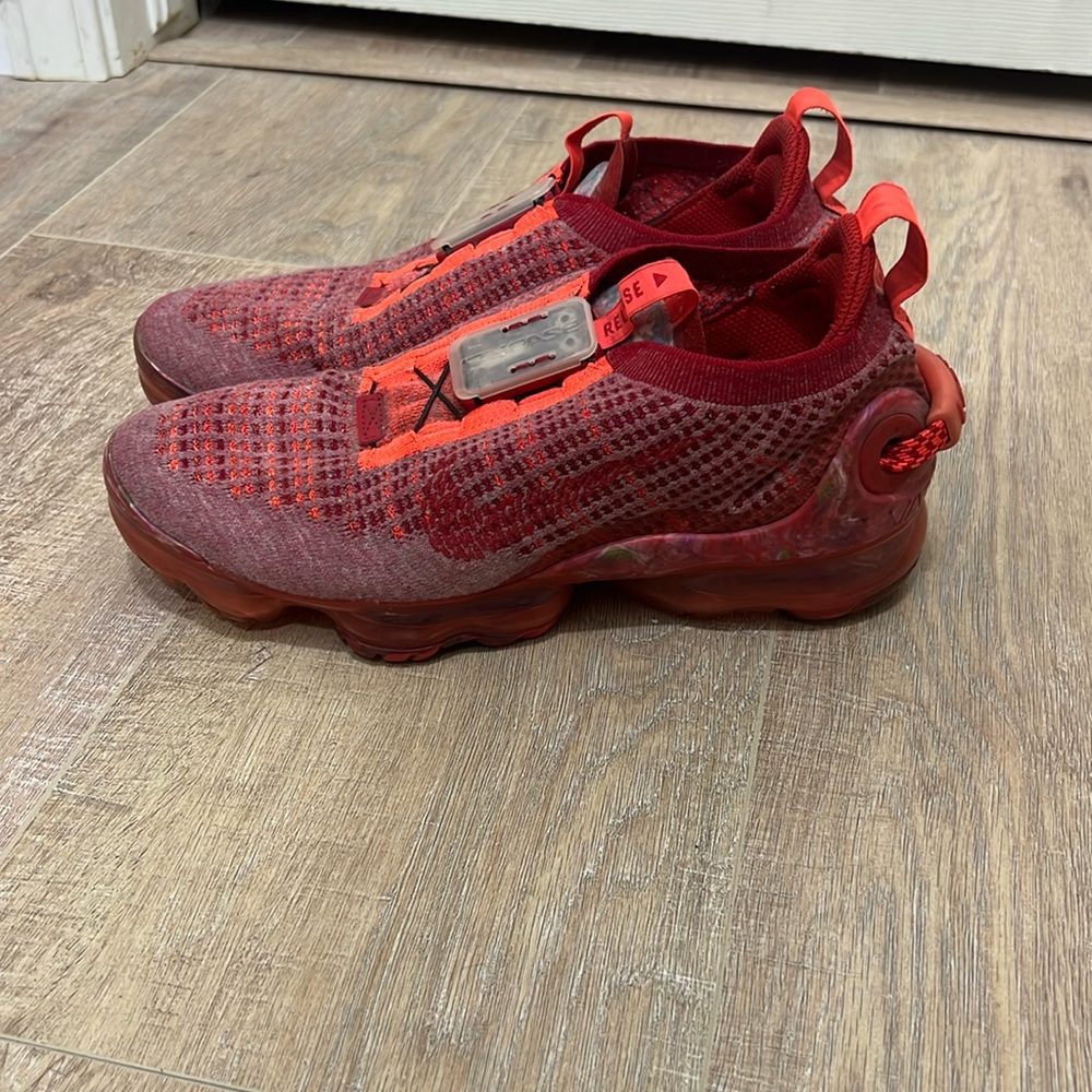 Nike vapormax self lacing shoes